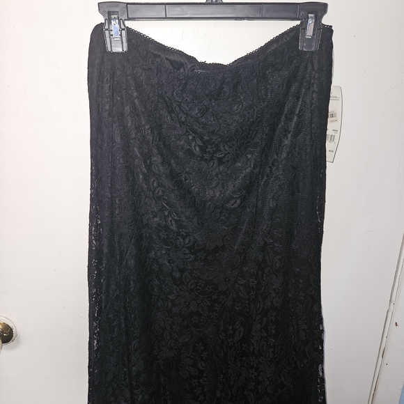 Elementz Black Lace Maxi Skirt - Picture 4 of 6